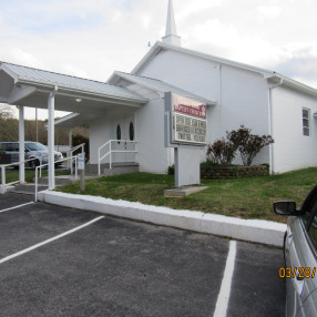 Mount Zion Baptist Church in Spring City,TN 37381