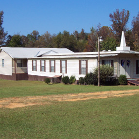 River Bend Baptist Church in Lowndesboro,AL 36752