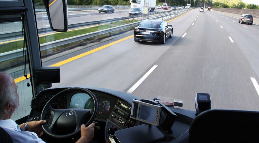 Nav kan gi støtte til kursing og opplæring som bussjåfør.