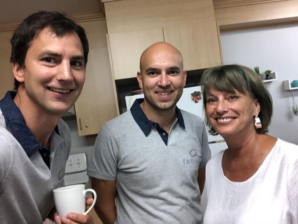 Jiri Kosla et Alexis Le Goff, avec Ginette Lapointe, ancienne directrice générale de la FADOQ Mauricie