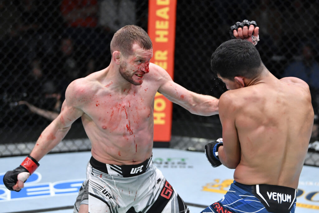 UFC Vegas 43 Bonuses: Taila Santos takes Sole Performance of the Night Award, Yanez vs. Grant takes Fight of the Night,