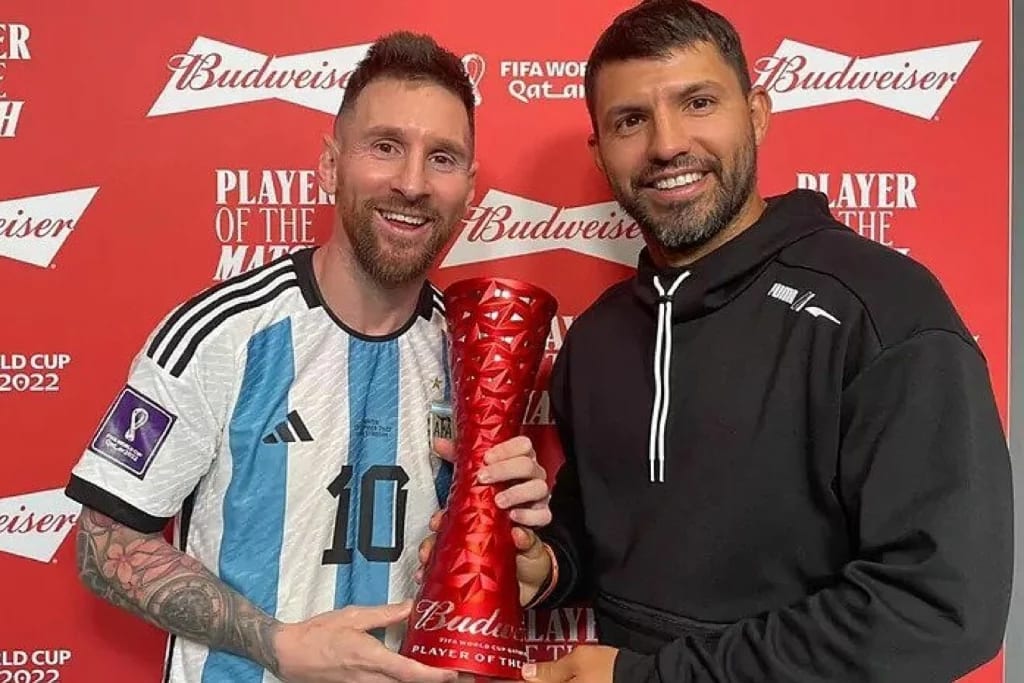 Aguero: Messi to leave PSG for Newell’s Old Boys