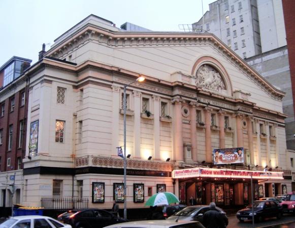 Hotels near The Opera House