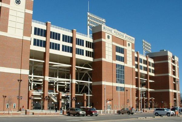 Hotels near Boone Pickens Stadium