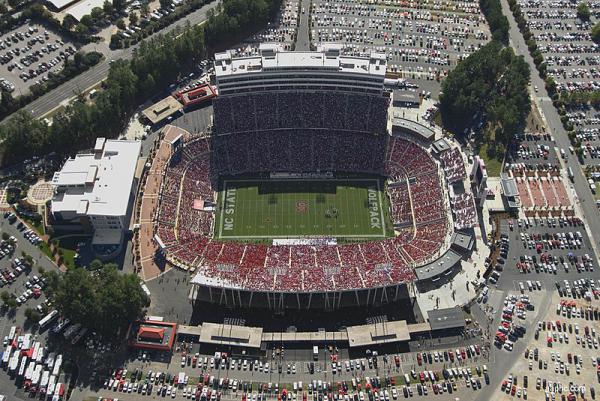 Hotels near Carter-Finley Stadium