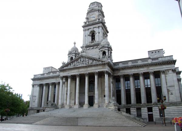 Hotels near Portsmouth Guildhall