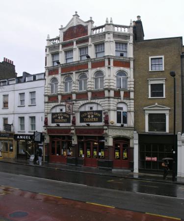 Hotels near Old Red Lion Pub and Theatre