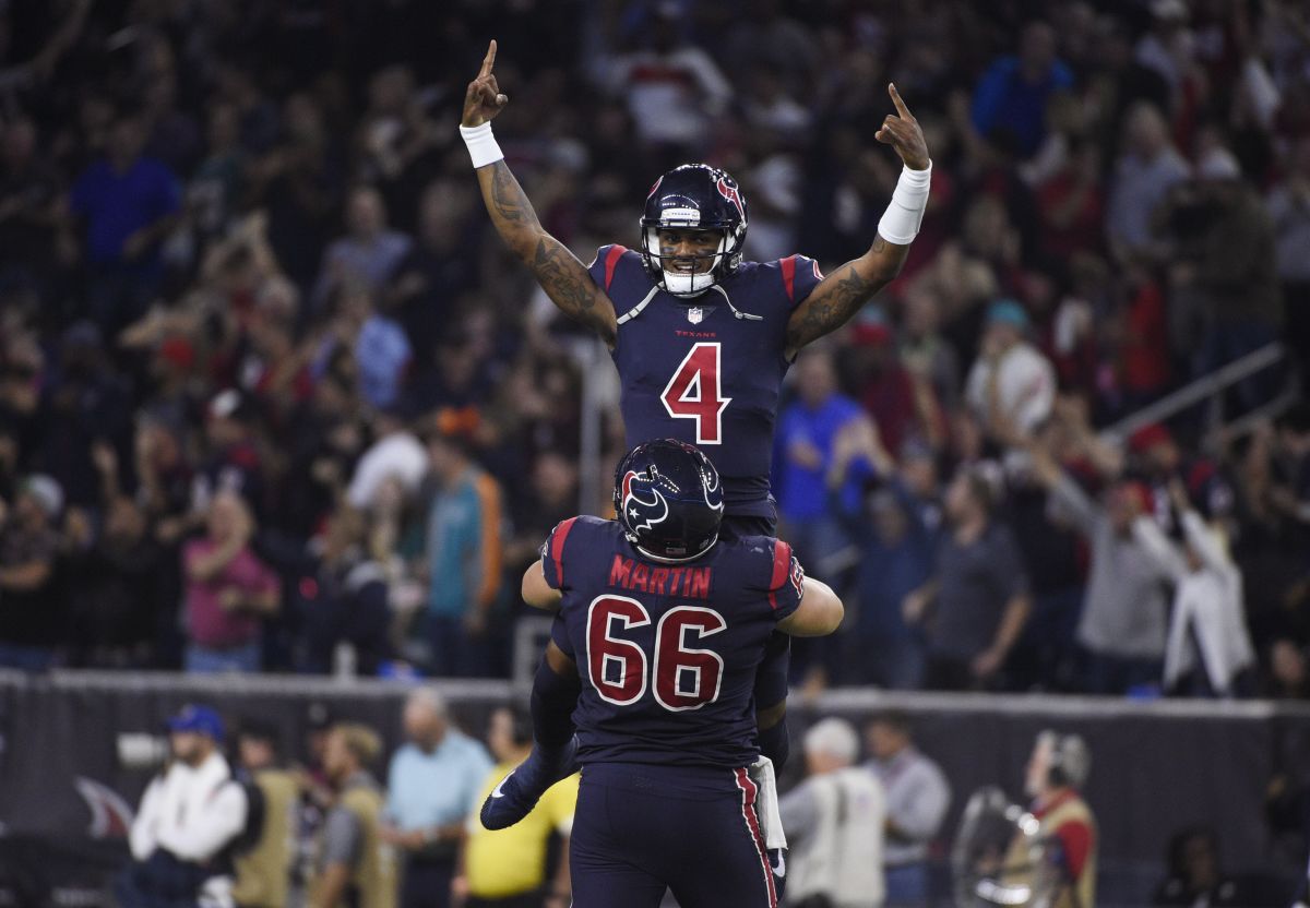 Watson Leads Texans