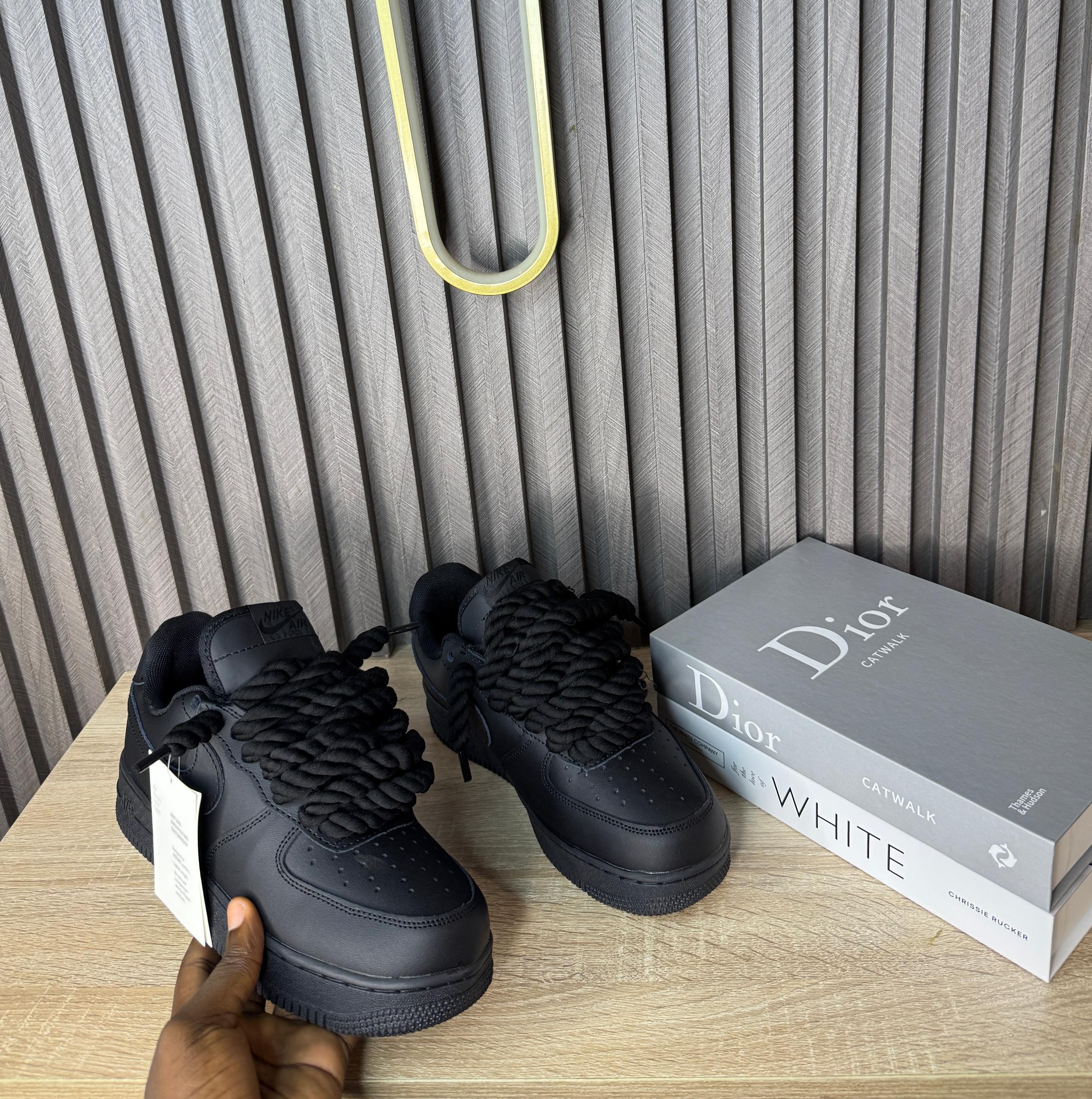 Big Lace Nike Air Force 1 '07 – Triple Black | Classic All-Black Leather Sneakers 1
