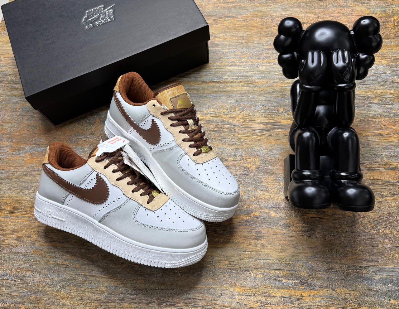 Air Force 1 Low – Brown & White