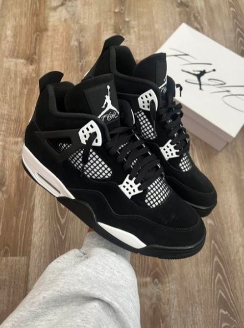 Jordan 4 – Black & White design | Classic Leather OG-Inspired Basketball Sneakers