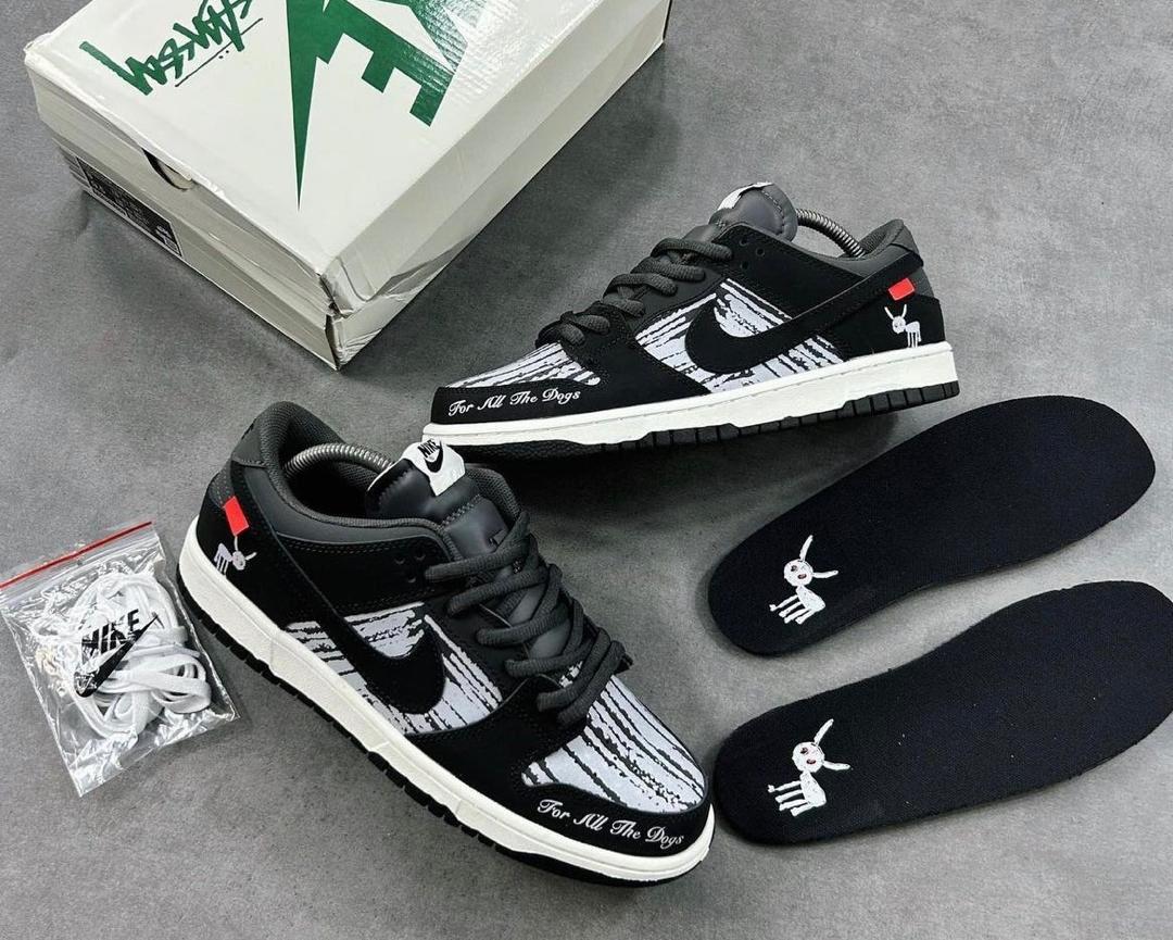 Nike SB Dunk Low "For All The Dogs" – Limited Edition