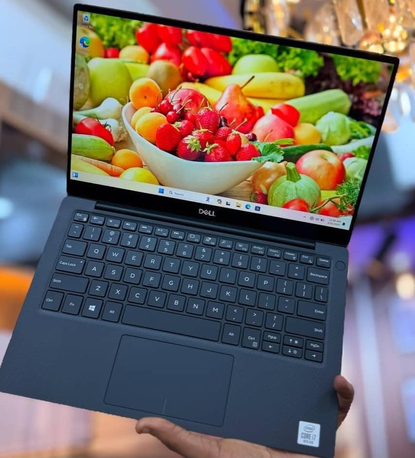 Dell XPS 13 8th Gen i5 | 8GB RAM | 256GB SSD | Backlit Keyboard | 90% Like New