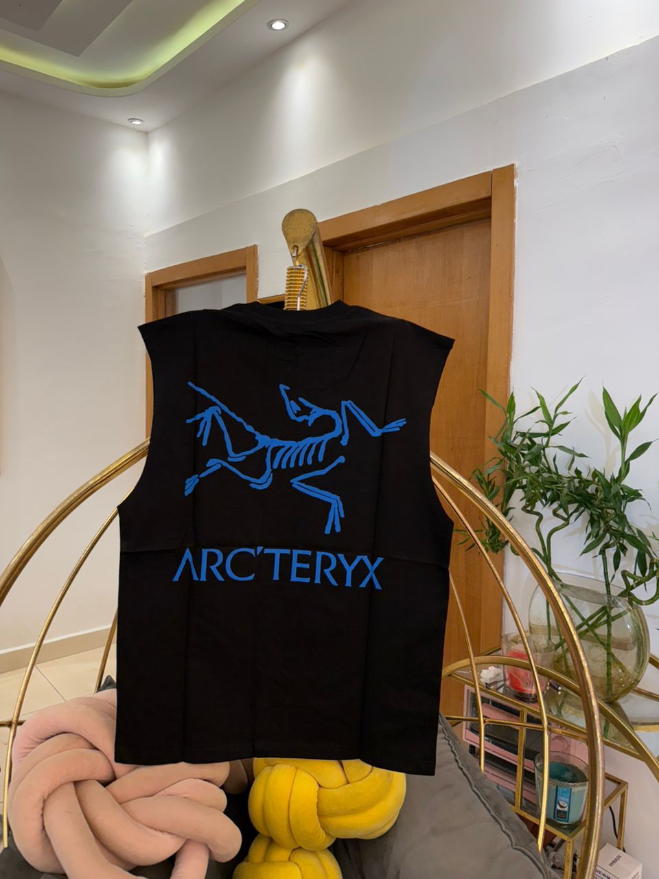 "ARCTERYX" Black Sleeveless T-Shirt with White Logo 1