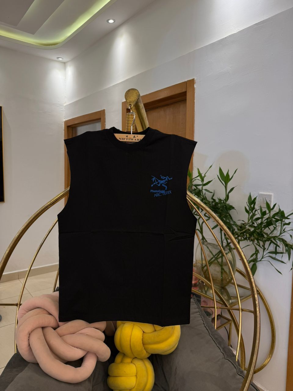 "ARCTERYX" Black Sleeveless T-Shirt with White Logo