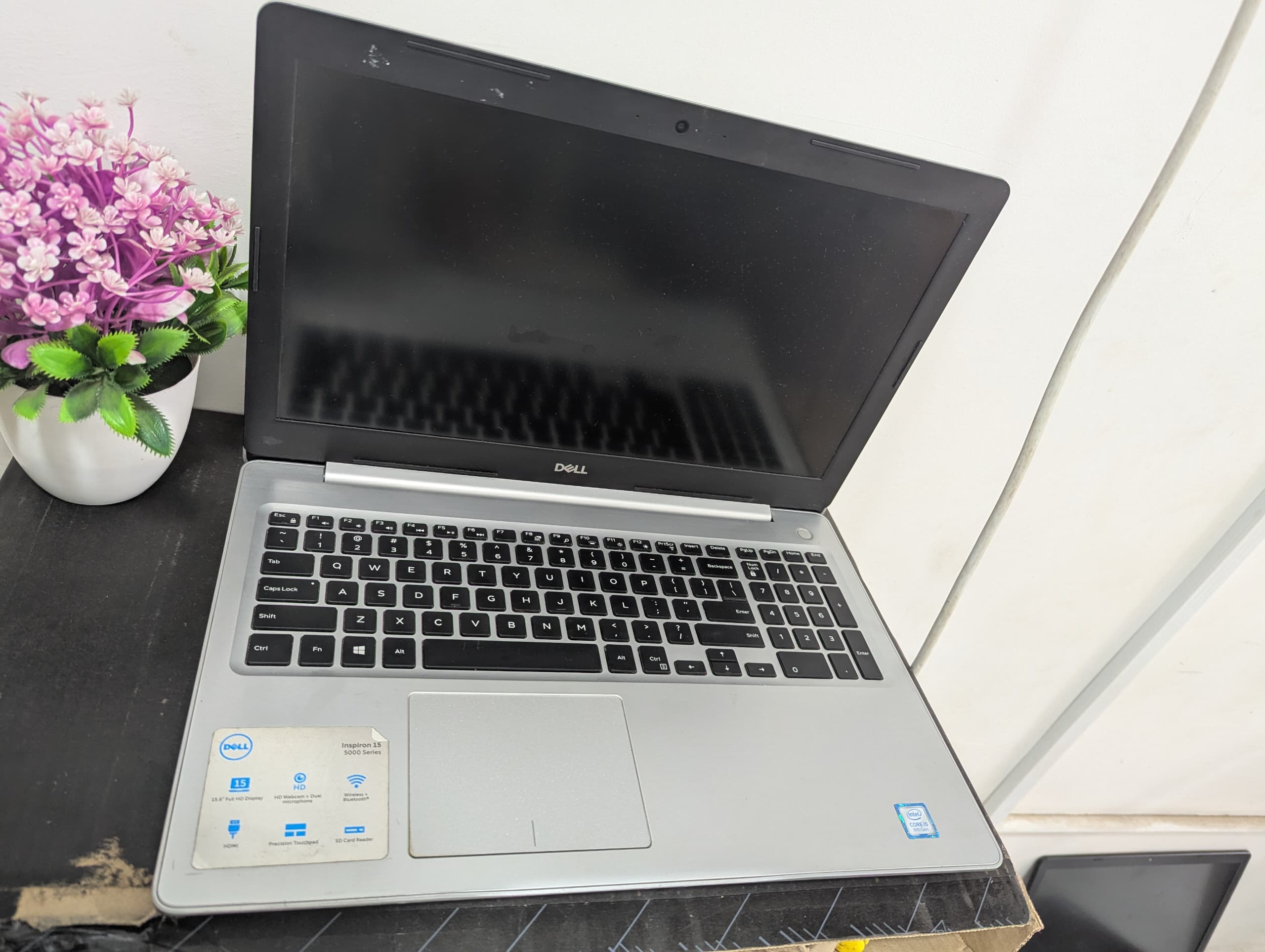 Dell Inspiron 5000 Intel®️ Core™️ i5-865G7  8TH GEN 2