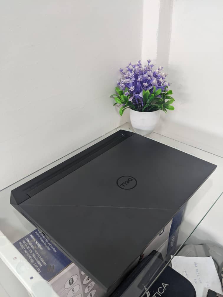 DELL G15  i7-13th generation  RAM-16GB  SSD 1TB  RTX-4050-6gb 1