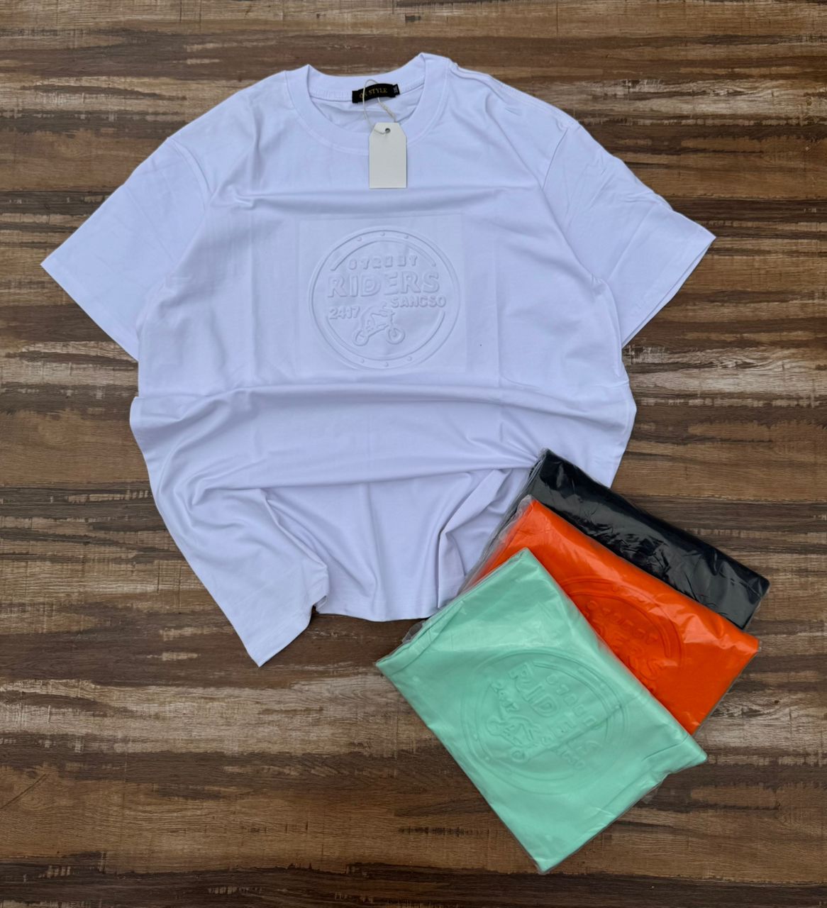 RIDERS Embossed Logo T-Shirt 