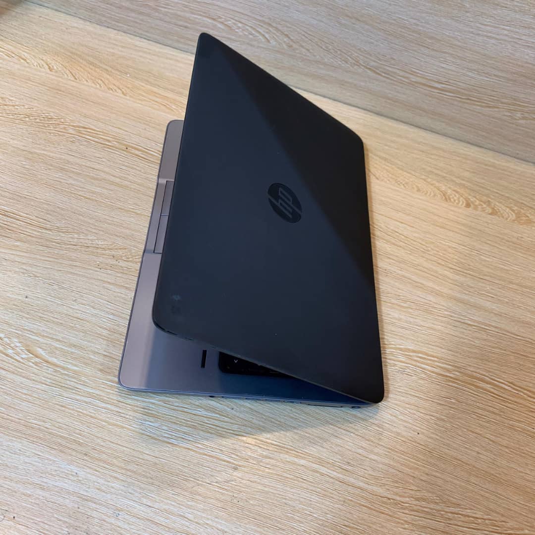 HP EliteBook 840 G1   Intel Core i5, 5th Generation   256 SSD  8 GB RAM  