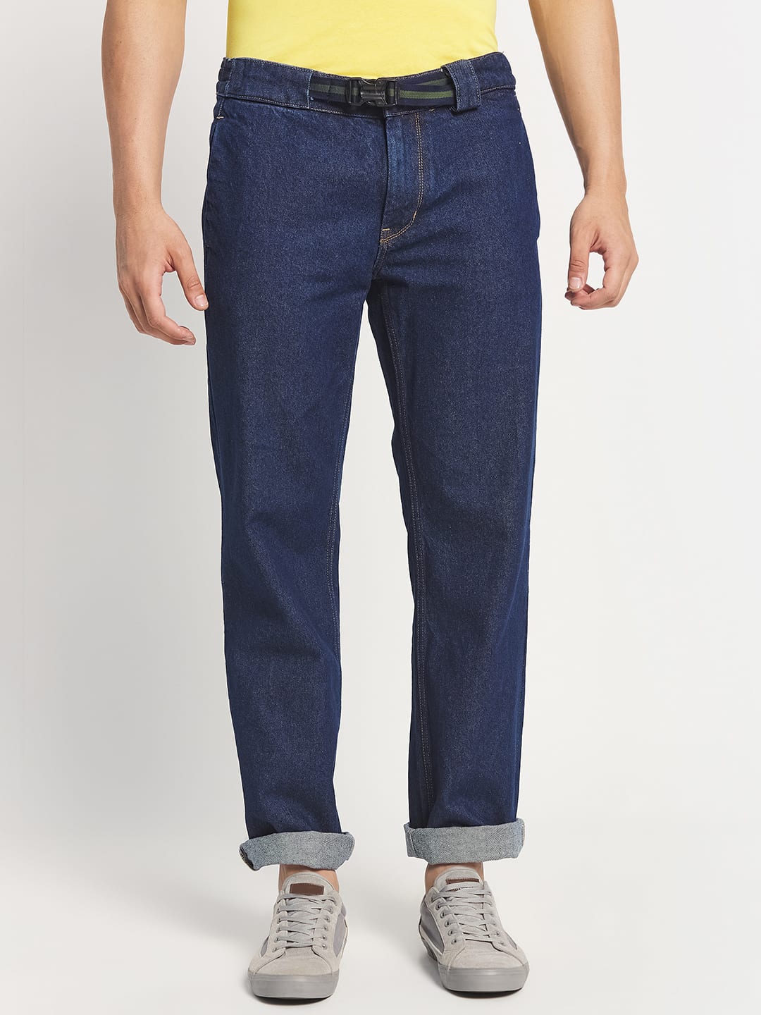 Aspect ratio of 1.53 H:W