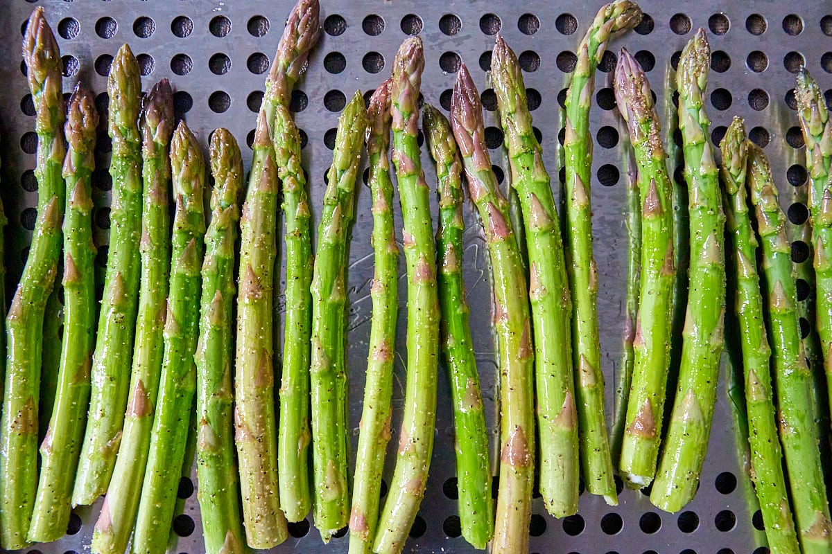 Grilled Asparagus Preparation