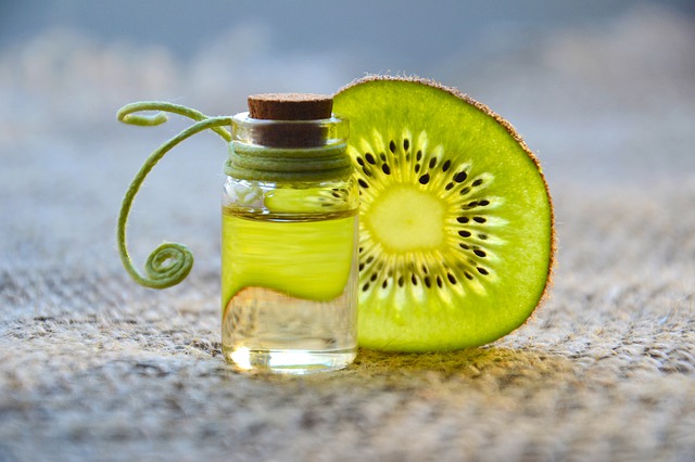Kiwi body oil