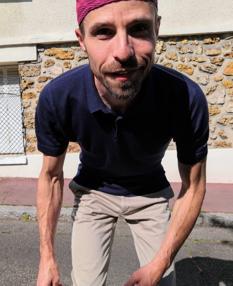 visite de capitale européenne en polo mérinos