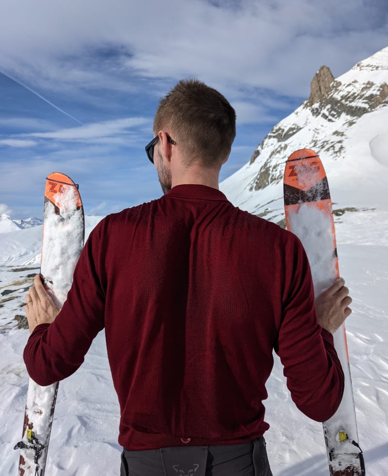 Polo mérinos très adapté à la pratique du ski de randonnée