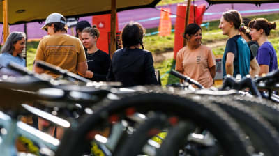 Testbike RockShox – Descubre la nueva generación de suspensiones RockShox Boxxer, ZEB y Vivid Air.
