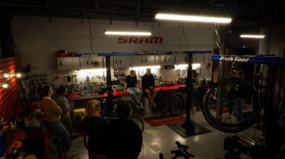 RAD RACE x PARK TOOL SCHOOL x Schrauber Workshop * "Women only First Aid"