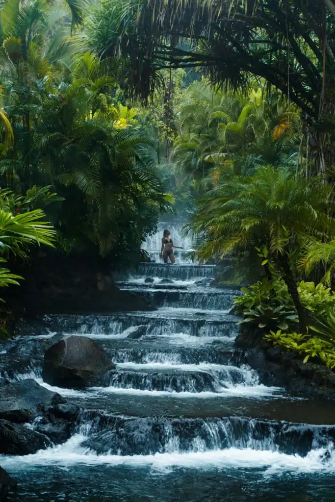 7 Nights/8 Days Premium Classic:  Rainforest, Volcanic Trail Hot Springs, Sun & Beach Adventure