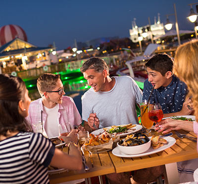 <em>Disney Springs</em>