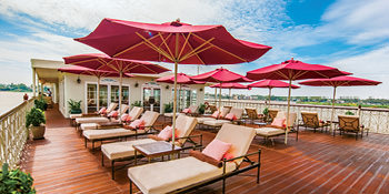 Save up to $2200* per person<br>on select 2019 cruises<br>with Uniworld<br><br>Expires Aug 31, 2019