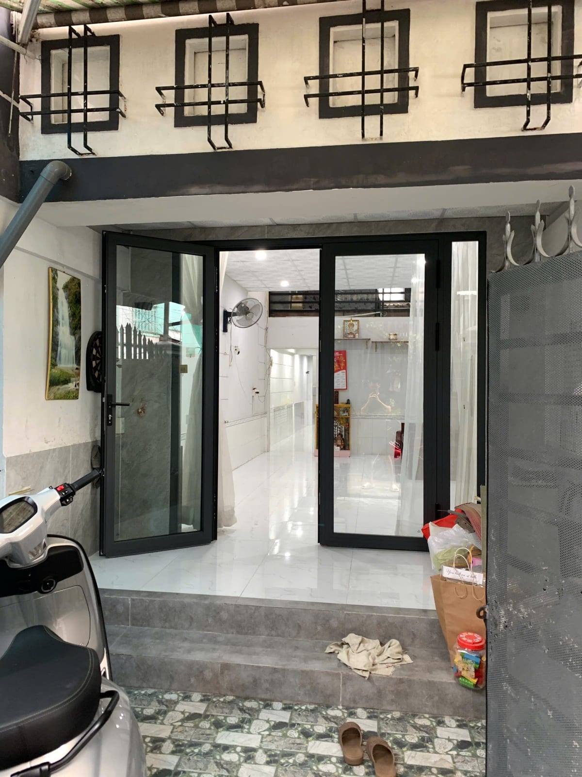 Cho thuê nhà trệt lầu đường Trần Bình Trọng - 5 Triệu/tháng