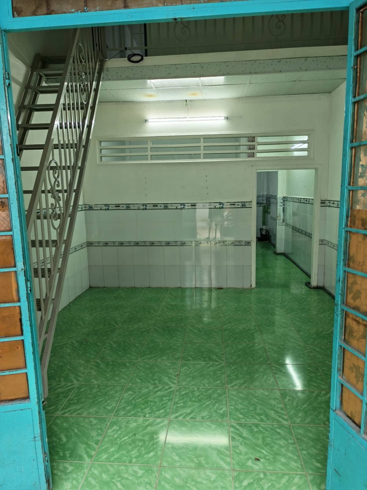 Cho thuê nhà nguyên căn Nguyễn Trung Trực, Vĩnh Lạc - 3.2 Triệu/Tháng