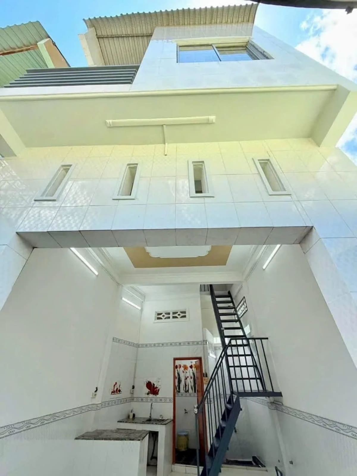 Cho thuê nhà 1 trệt 1 lầu Hẻm Hoàng Văn Thụ, Cần Thơ - 3.5 Triệu/Tháng