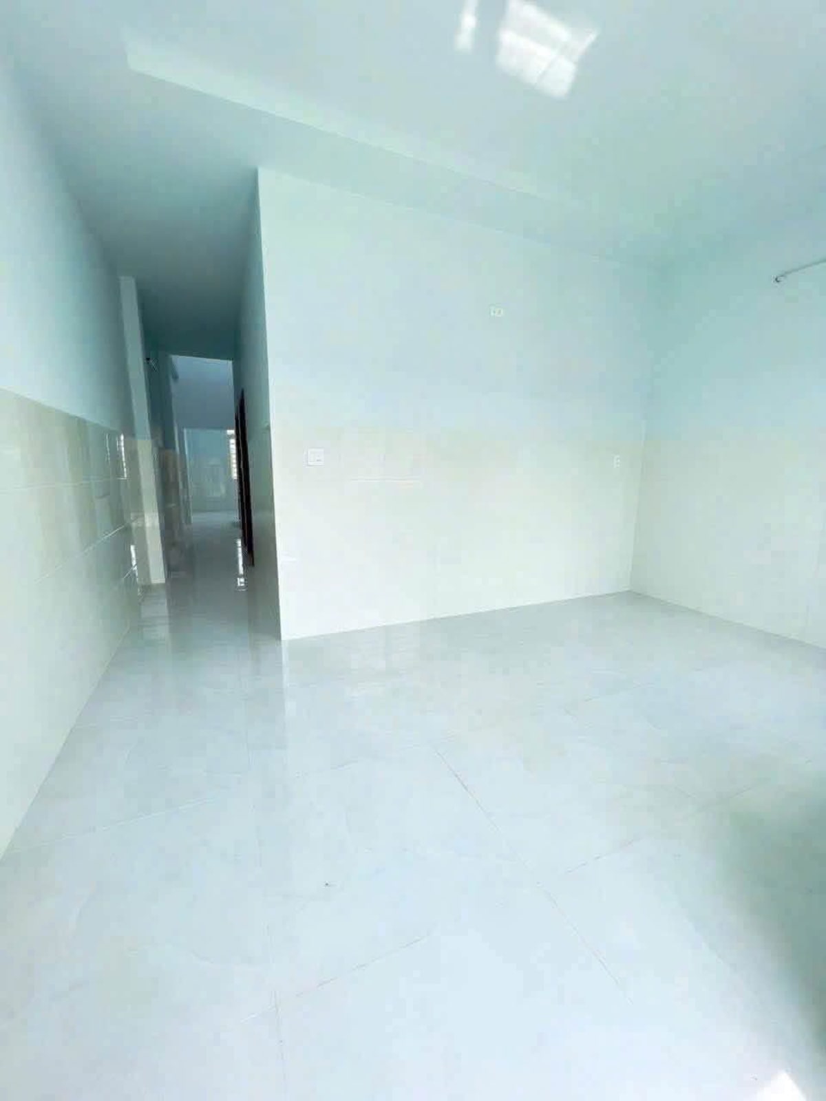Cho thuê nhà trệt 2 lầu mặt tiền Nguyễn Văn Cừ, An Bình - 18 Triệu/Tháng