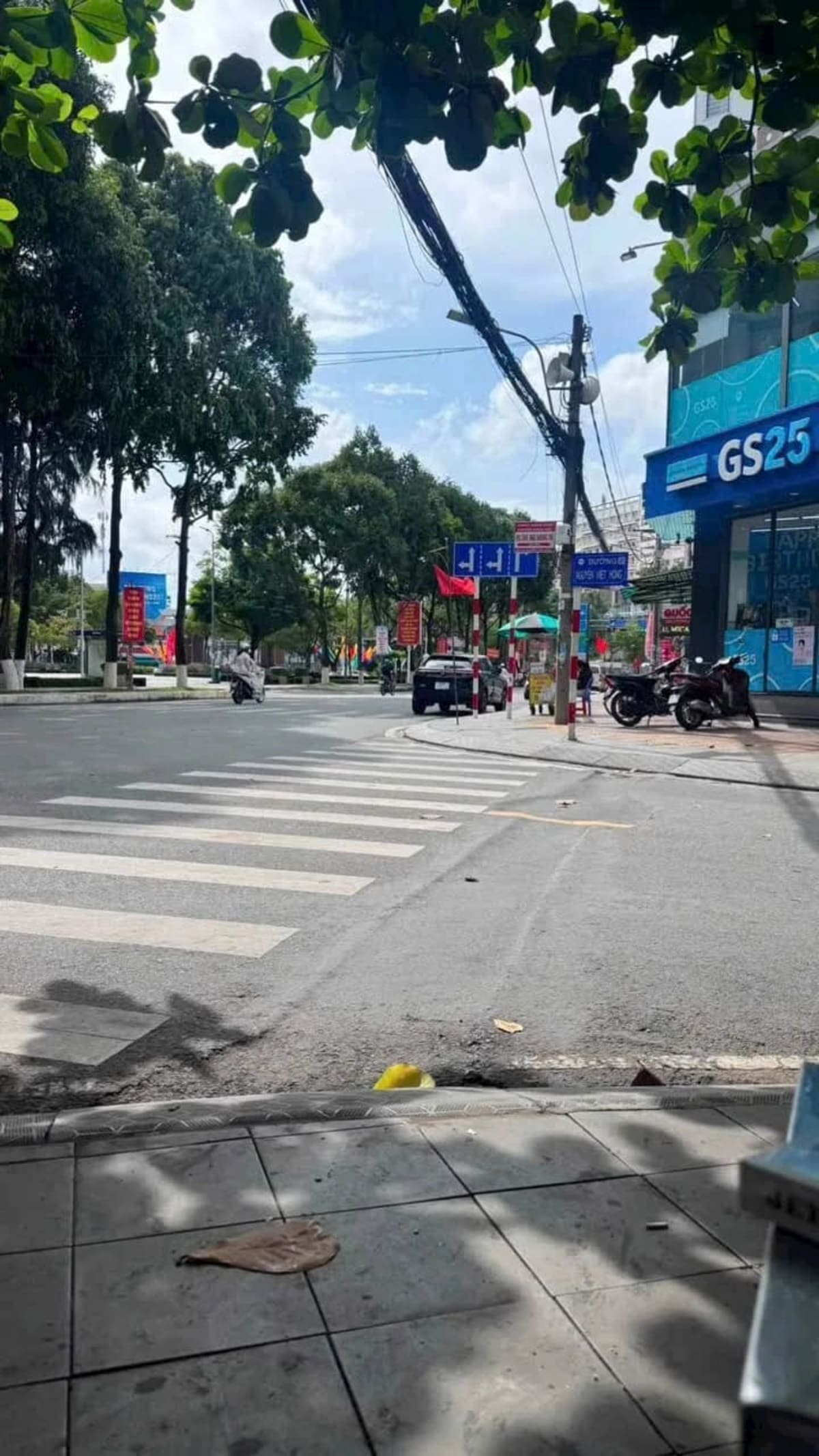 Bán nhà mặt tiền Nguyễn Việt Hồng, Ninh Kiều - 152m² - 19 Tỷ