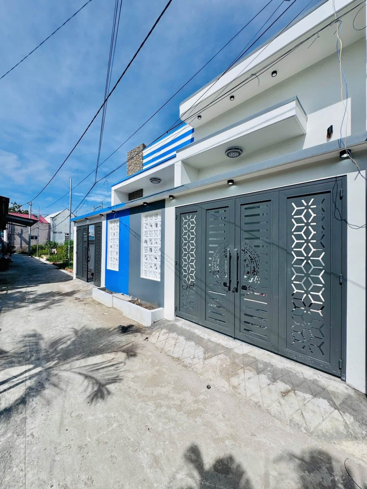 Bán nhà 2 mặt tiền hẻm Quang Trung, Rạch Giá - 120m² - 1.95 Tỷ