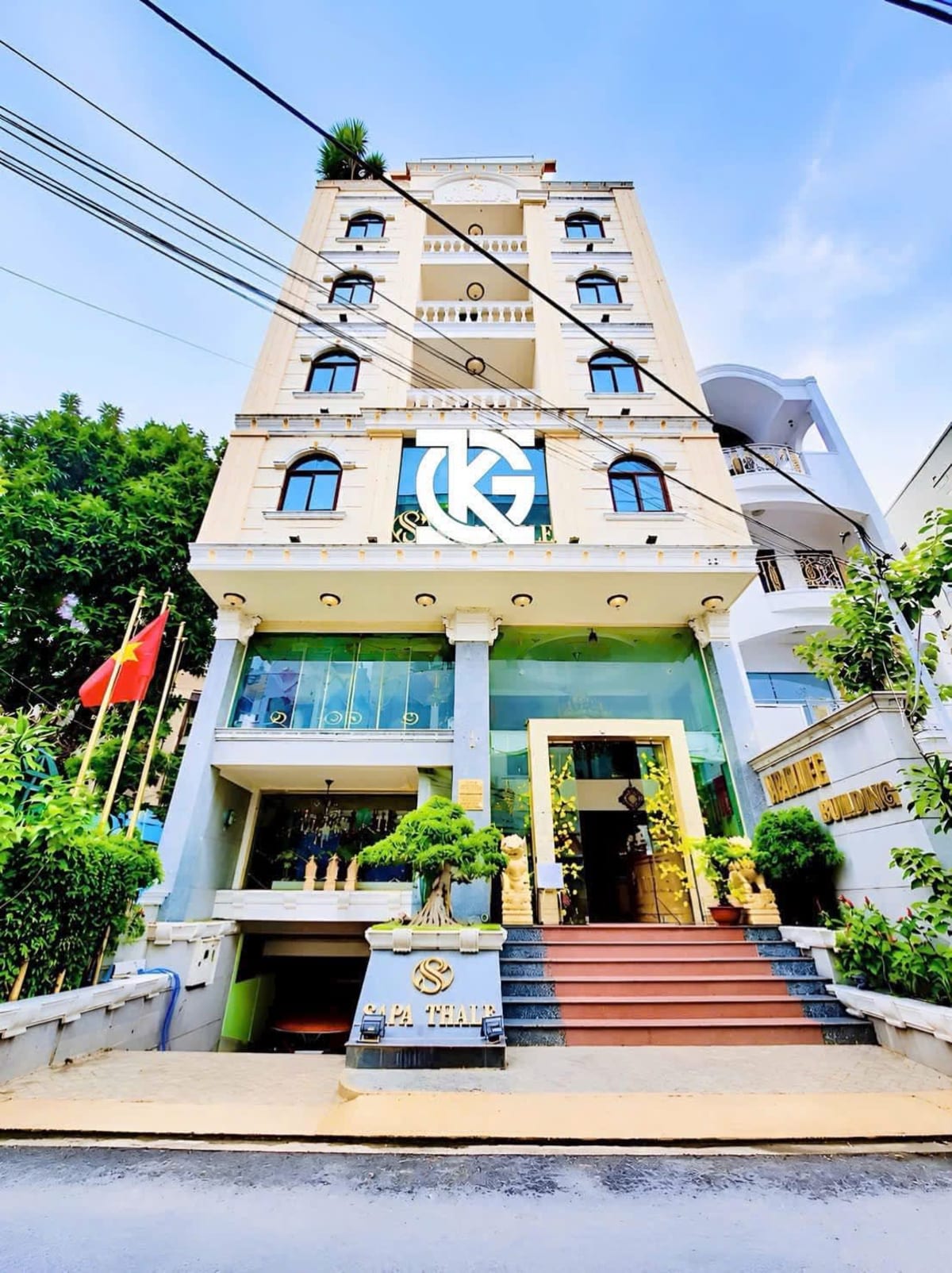 Cho thuê toà nhà 10x21m tại Nguyễn Trãi, Nguyễn Cư Trinh, Quận 1 - 320 triệu/tháng