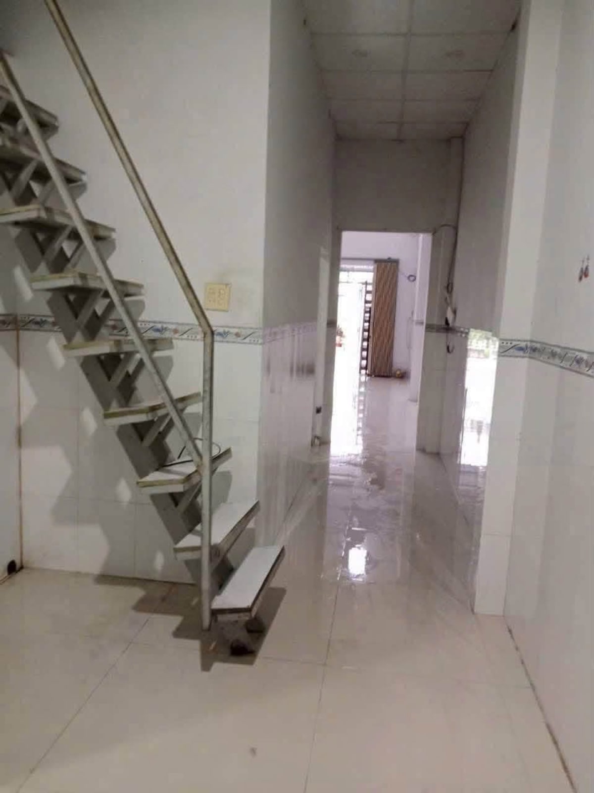 Cho thuê nhà nguyên căn 90m² gần cầu Vàm Trư - 3.5 Triệu/Tháng