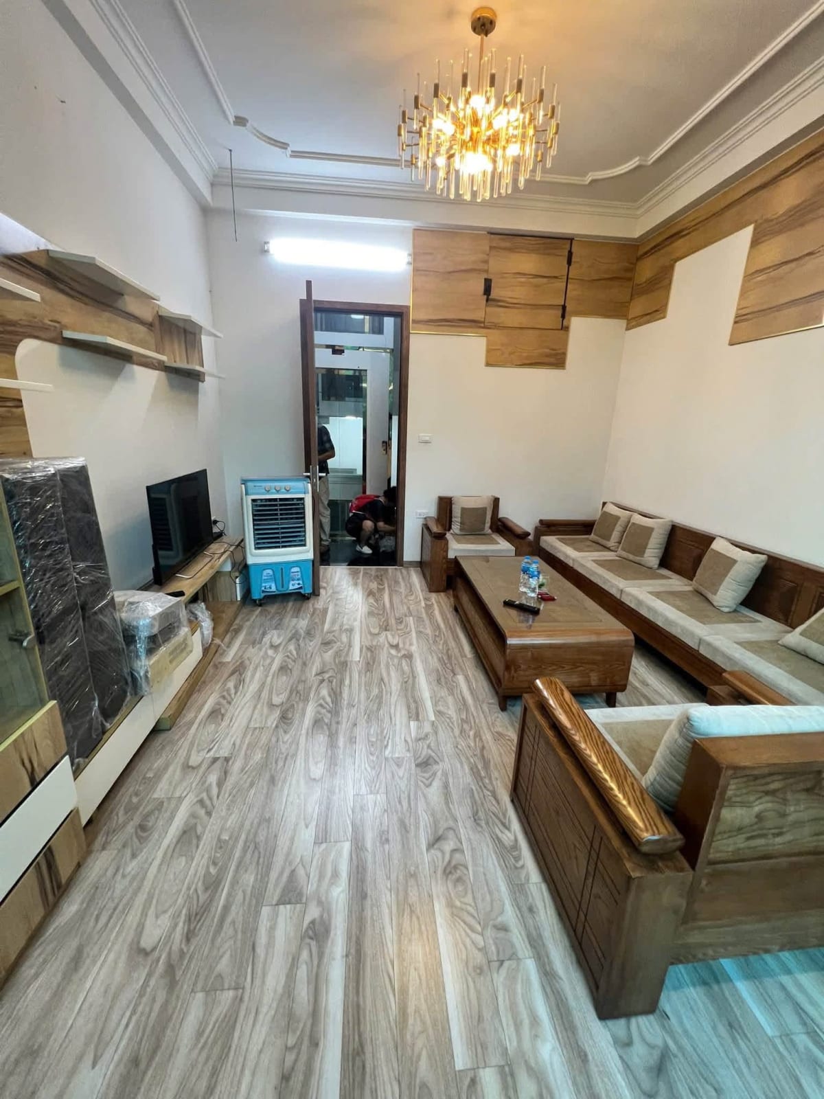 Cho thuê nhà Nguyễn Chí Thanh, Đống Đa - 40m² x 6 tầng - 30 triệu/tháng