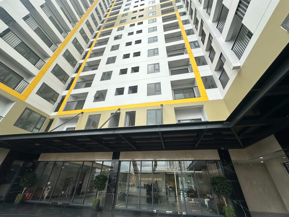 Bán căn hộ Diamond Boulevard, mặt tiền QL13 - 1.9 Tỷ