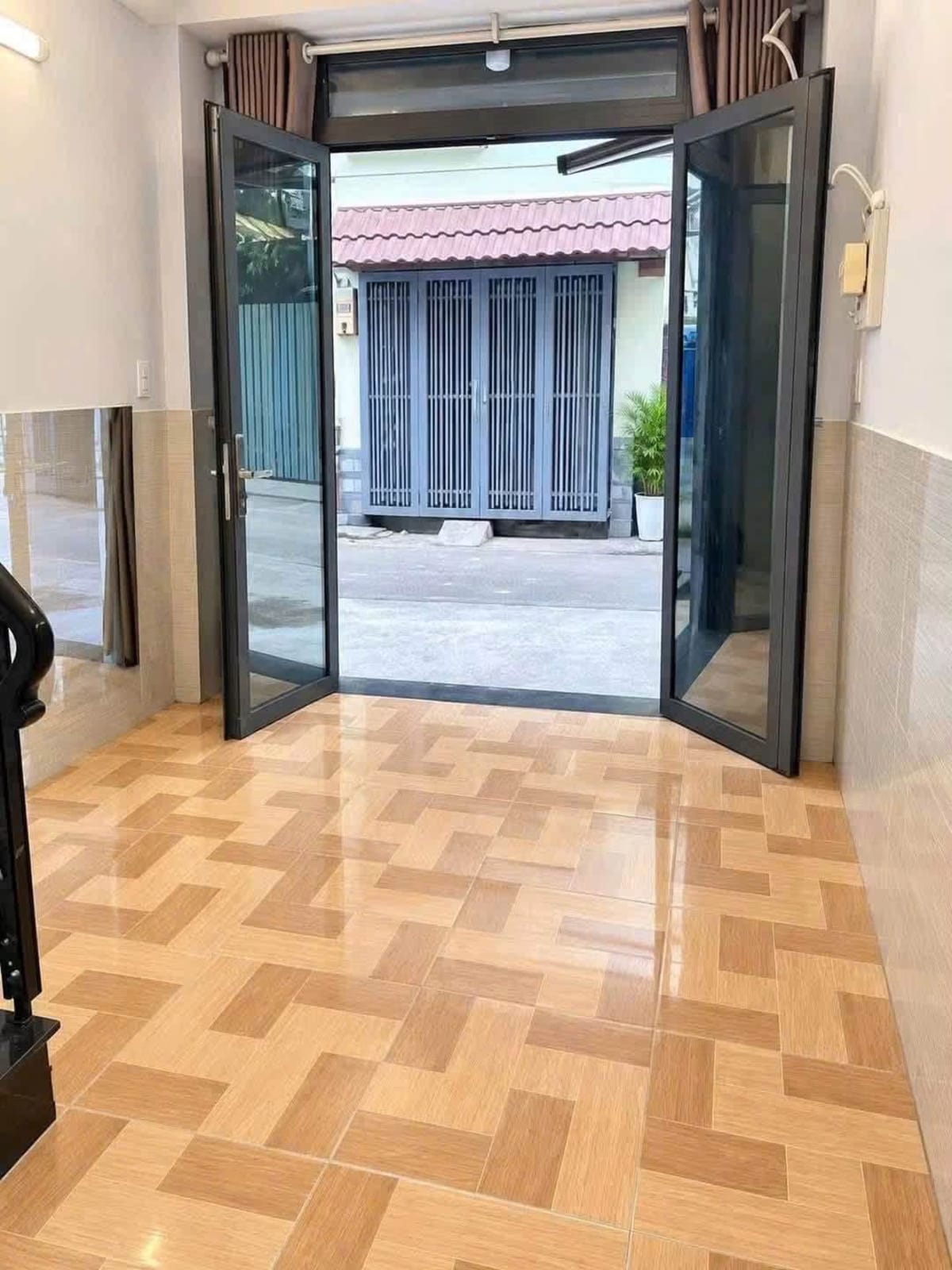 Cho thuê nhà nguyên căn Lê Văn Duyệt, Bình Thạnh - 11 triệu/tháng