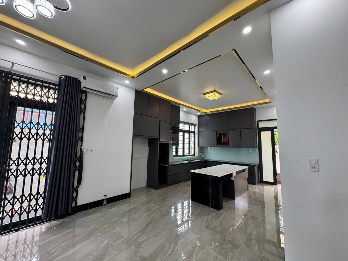 Cho thuê biệt thự Tôn Đức Thắng, Rạch Giá, An Giang - 20 triệu/tháng