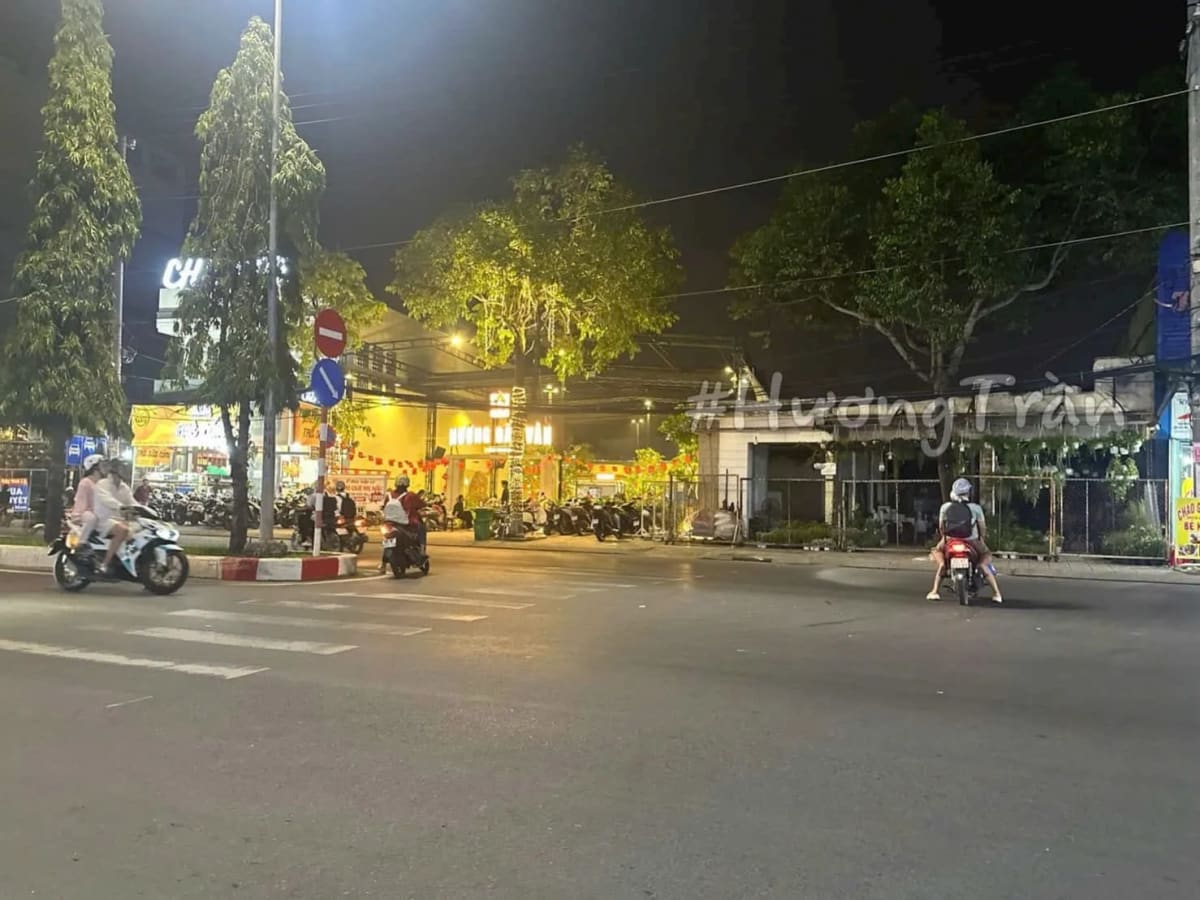 Cho thuê mặt bằng 650m² mặt tiền Nguyễn Văn Cừ, Tân An, Cần Thơ - 90 triệu/tháng