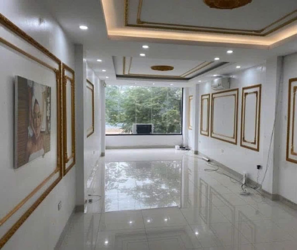 Cho thuê nhà nguyên căn mặt phố Nguyễn Khang, Cầu Giấy - 42 triệu/tháng