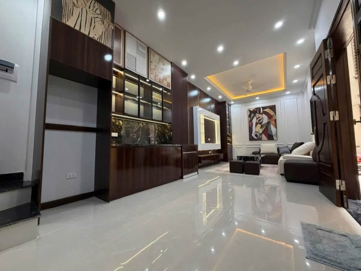 Cho thuê nhà 6 tầng 42m² tại ngõ 82 Kim Mã, Ba Đình - 22 triệu/tháng