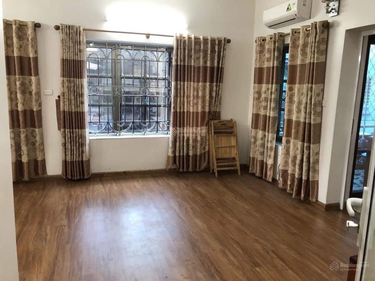 Cho thuê căn hộ tập thể Võ Thị Sáu, Hai Bà Trưng 100m² 9 triệu/tháng