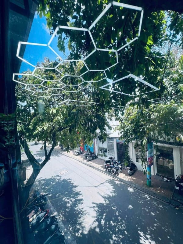 Bán hoặc cho thuê nhà mặt tiền Nguyễn Việt Hồng - 152m² - 19 tỷ